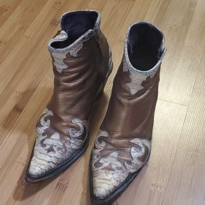 Donald Pliner joya western couture boots
